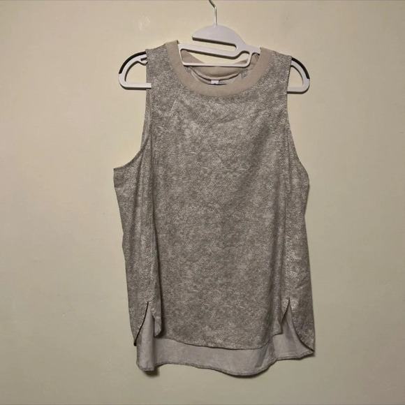 Athleta Top Size Large - Picture 1 of 1